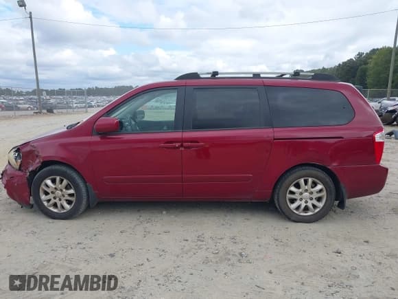 ✅ 2007 Kia Sedona LX • VIN: KNDMB233176167441 • Лот: 43314784. Опубликован ранее на IAAI с пробегом 175 339 миль. Бесплатный доступ к архиву аукционных продаж из США и подробный отчёт об истории автомобиля на DreamBid. Изображение 14.