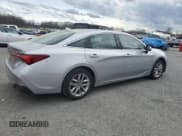 ✅ 2020 Toyota Avalon Hybrid XLE • VIN: 4T1A21FB3LU017705 • Lot: 50613425. Wystawiony na Copart z przebiegiem 15 292 mil. Bezpłatny archiwum sprzedaży aukcyjnych z USA i szczegółowy raport historii pojazdu na DreamBid. Zdjęcie 3.