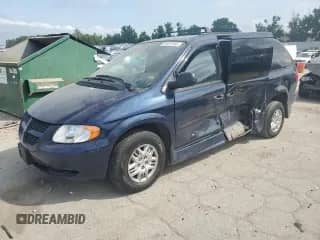 2004 Dodge Caravan SE с VIN 1D4GP24R94B596320, выставлен на аукционе Copart как лот 61077445 с пробегом 86 642 миль миль и Списание • Salvage title. История ставок и продаж доступна на DreamBid. Изображение 1.