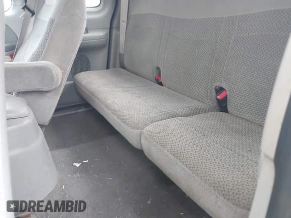 ✅ 2000 Ford F-150 XL • VIN: 1FTZX1722YNB23944 • Лот: 42618183. Опубликован ранее на IAAI с пробегом 223 986 миль. Бесплатный доступ к архиву аукционных продаж из США и подробный отчёт об истории автомобиля на DreamBid. Изображение 8.