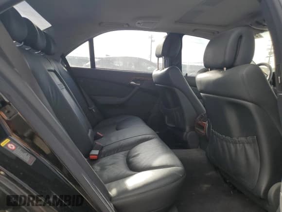 ✅ 2003 Mercedes-Benz S 430 • VIN: WDBNG70JX3A325206 • Лот: 91786225. Опубликован ранее на Copart с пробегом 143 267 миль. Бесплатный доступ к архиву аукционных продаж из США и подробный отчёт об истории автомобиля на DreamBid. Изображение 10.