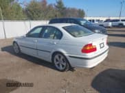 ✅ 2005 BMW 3 Series 330i • VIN: WBAEV53425KM42421 • Lot: 41001073. Listed on IAAI with 188,472 mi. Free auction sales archive from the USA and detailed vehicle history report at DreamBid. Image 3.