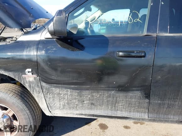 ✅ 2013 Ram 2500 Tradesman • VIN: 3C6UR5HL0DG528326 • Lot: 43829782. Wystawiony na IAAI z przebiegiem 120 109 mil. Bezpłatny archiwum sprzedaży aukcyjnych z USA i szczegółowy raport historii pojazdu na DreamBid. Zdjęcie 17.