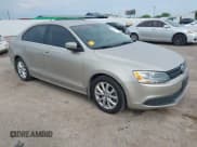 ✅ 2013 Volkswagen Jetta SE • VIN: 3VWDX7AJ2DM296040 • Lot: 42322512. Listed on IAAI with 136,599 mi. Free auction sales archive from the USA and detailed vehicle history report at DreamBid. Image 1.