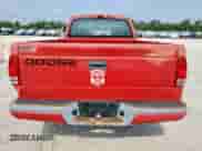 2002 Dodge Dakota Sport z VIN 1B7FL36X72S658963, wystawiony jako Copart lot #57689605 z przebiegiem 306 185 mil mil oraz Czysty tytuł • Clean title. Historia ofert i sprzedaży dostępna na DreamBid. Obrazek 6.