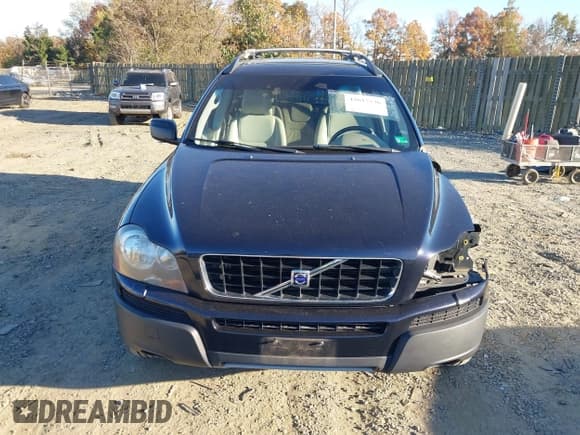 ✅ 2006 Volvo XC90 2.5L Turbo • VIN: YV4CZ592661297599 • Lot: 43617136. Wystawiony na IAAI z przebiegiem 203 883 mil. Bezpłatny archiwum sprzedaży aukcyjnych z USA i szczegółowy raport historii pojazdu na DreamBid. Zdjęcie 13.
