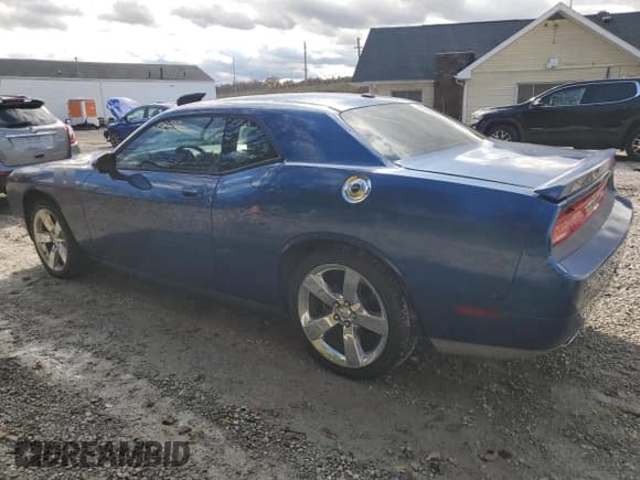 ✅ 2009 Dodge Challenger R/T • VIN: 2B3LJ54T39H588174 • Лот: 90673935. Опубликован ранее на Copart с пробегом 109 477 миль. Бесплатный доступ к архиву аукционных продаж из США и подробный отчёт об истории автомобиля на DreamBid. Изображение 2.