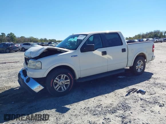 ✅ 2007 Ford F-150 XLT • VIN: 1FTPW12V27FB17033 • Lot: 43490521. Wystawiony na IAAI z przebiegiem 186 153 mil. Bezpłatny archiwum sprzedaży aukcyjnych z USA i szczegółowy raport historii pojazdu na DreamBid. Zdjęcie 17.