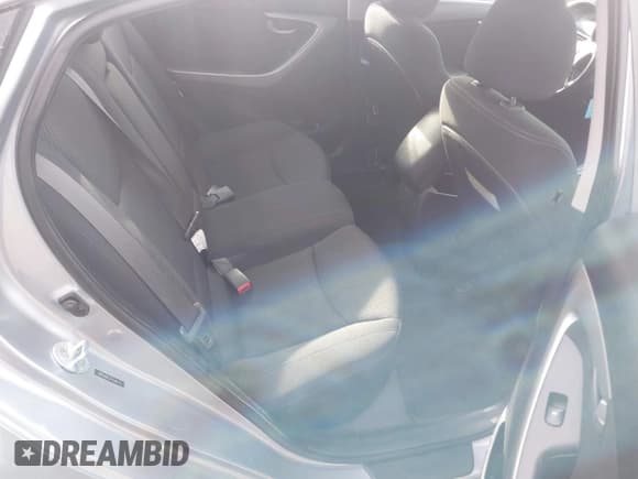 ✅ 2015 Hyundai Elantra SE • VIN: 5NPDH4AE3FH549473 • Lot: 41492772. Listed on IAAI with 77,822 mi. Free auction sales archive from the USA and detailed vehicle history report at DreamBid. Image 8.