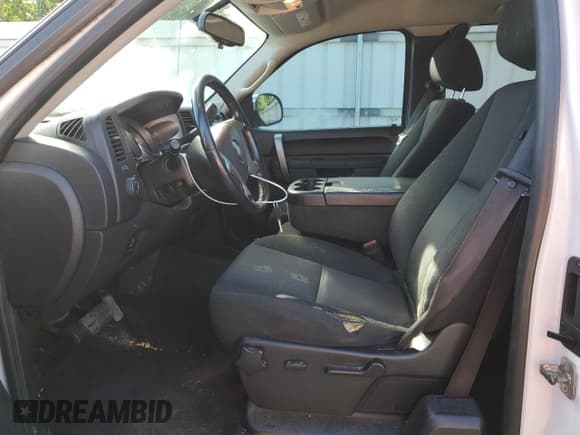 ✅ 2012 Chevrolet Silverado 1500 LT • VIN: 1GCRKSE75CZ305982 • Lot: 57835174. Listed on Copart with 170,712 mi. Free auction sales archive from the USA and detailed vehicle history report at DreamBid. Image 7.