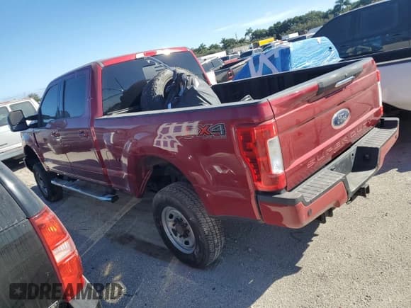 ✅ 2017 Ford F-250 XL • VIN: 1FT7W2BT2HEE23886 • Лот: 92221635. Опубликован ранее на Copart с пробегом 151 727 миль. Бесплатный доступ к архиву аукционных продаж из США и подробный отчёт об истории автомобиля на DreamBid. Изображение 2.