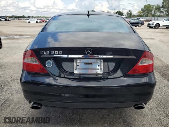 ✅ 2006 Mercedes-Benz CLS 500 • VIN: WDDDJ75XX6A026899 • Lot: 50244685. Wystawiony na Copart z przebiegiem 109 997 mil. Bezpłatny archiwum sprzedaży aukcyjnych z USA i szczegółowy raport historii pojazdu na DreamBid. Zdjęcie 6.