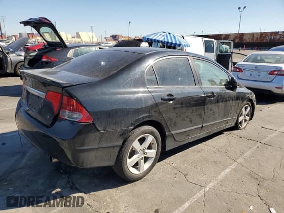 ✅ 2009 Honda Civic LX-S • VIN: 2HGFA166X9H330344 • Lot: 82775965. Wystawiony na Copart z przebiegiem 187 283 mil. Bezpłatny archiwum sprzedaży aukcyjnych z USA i szczegółowy raport historii pojazdu na DreamBid. Zdjęcie 3.