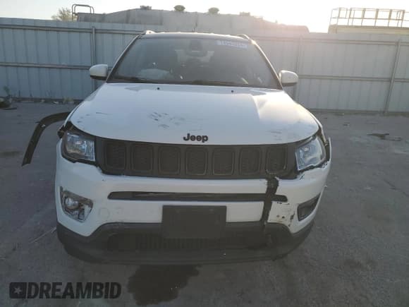 ✅ 2020 Jeep Compass Latitude • VIN: 3C4NJCBB9LT141160 • Lot: 73943324. Listed on Copart with Not provided. Free auction sales archive from the USA and detailed vehicle history report at DreamBid. Image 5.