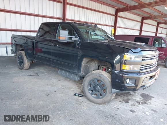 ✅ 2017 Chevrolet Silverado 2500HD LT • VIN: 1GC1KVEY7HF120235 • Lot: 42770202. Wystawiony na IAAI z przebiegiem 110 417 mil. Bezpłatny archiwum sprzedaży aukcyjnych z USA i szczegółowy raport historii pojazdu na DreamBid. Zdjęcie 1.