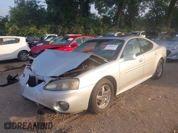 ✅ 2004 Pontiac Grand Prix GT2 • VIN: 2G2WS522041143934 • Lot: 43004541. Listed on IAAI with 172,954 mi. Free auction sales archive from the USA and detailed vehicle history report at DreamBid. Image 2.