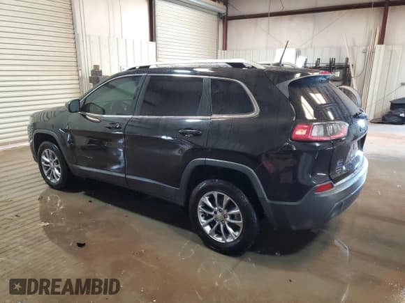 ✅ 2019 Jeep Cherokee Latitude Plus • VIN: 1C4PJLLB7KD274981 • Lot: 81554305. Wystawiony na Copart z przebiegiem 97 627 mil. Bezpłatny archiwum sprzedaży aukcyjnych z USA i szczegółowy raport historii pojazdu na DreamBid. Zdjęcie 2.