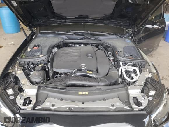 ✅ 2022 Mercedes-Benz E 350 • VIN: W1KZF8EB2NB073032 • Лот: 48823033. Опубликован ранее на Copart с пробегом 10 188 миль. Бесплатный доступ к архиву аукционных продаж из США и подробный отчёт об истории автомобиля на DreamBid. Изображение 11.