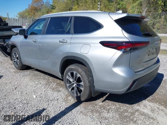 ✅ 2024 Toyota Highlander Hybrid XLE • VIN: 5TDKBRCH8RS603748 • Lot: 43427618. Wystawiony na IAAI z przebiegiem 35 357 mil. Bezpłatny archiwum sprzedaży aukcyjnych z USA i szczegółowy raport historii pojazdu na DreamBid. Zdjęcie 3.