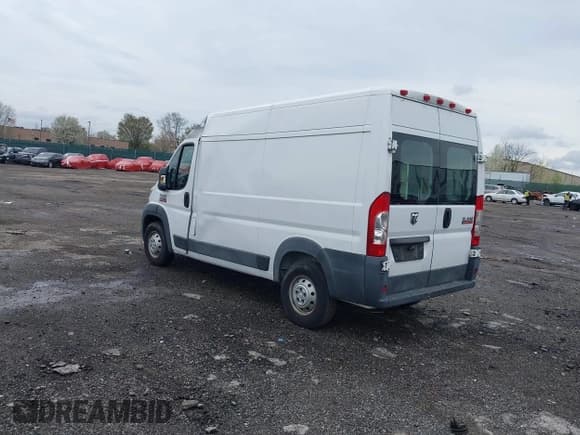 ✅ 2014 Ram ProMaster Cargo • VIN: 3C6TRVCG1EE107735 • Lot: 41951259. Wystawiony na IAAI z przebiegiem 91 067 mil. Bezpłatny archiwum sprzedaży aukcyjnych z USA i szczegółowy raport historii pojazdu na DreamBid. Zdjęcie 3.