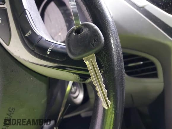 ✅ 2012 Hyundai Elantra GLS • VIN: KMHDH4AE8CU184818 • Lot: 43552127. Listed on IAAI with 157,000 mi. Free auction sales archive from the USA and detailed vehicle history report at DreamBid. Image 11.