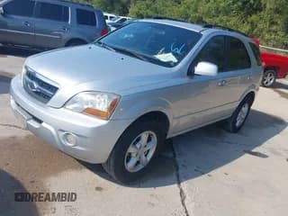 ✅ 2009 Kia Sorento EX • VIN: KNDJD736495881853 • Лот: 43553142. Опубликован ранее на IAAI с пробегом 275 904 миль. Бесплатный доступ к архиву аукционных продаж из США и подробный отчёт об истории автомобиля на DreamBid. Изображение 2.