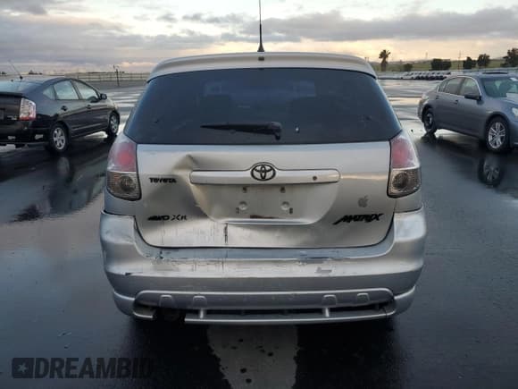 ✅ 2005 Toyota Matrix XR • VIN: 2T1LR30E05C390613 • Lot: 91686875. Listed on Copart with 124,168 mi. Free auction sales archive from the USA and detailed vehicle history report at DreamBid. Image 6.