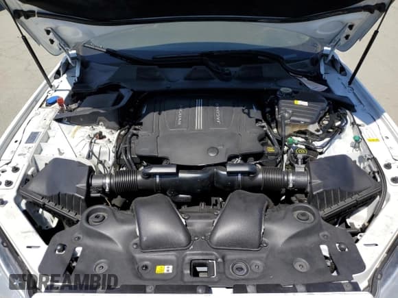 ✅ 2015 Jaguar XJ • VIN: SAJWA1CZ4F8V87421 • Лот: 62788315. Опубликован ранее на Copart с пробегом 66 347 миль. Бесплатный доступ к архиву аукционных продаж из США и подробный отчёт об истории автомобиля на DreamBid. Изображение 11.