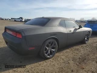 ✅ 2010 Dodge Challenger SE • VIN: 2B3CJ4DV5AH235502 • Lot: 76476814. Wystawiony na Copart z przebiegiem 267 440 mil. Bezpłatny archiwum sprzedaży aukcyjnych z USA i szczegółowy raport historii pojazdu na DreamBid. Zdjęcie 3.