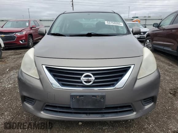✅ 2012 Nissan Versa SV • VIN: 3N1CN7AP2CL863637 • Лот: 53759285. Опубликован ранее на Copart с пробегом 106 574 миль. Бесплатный доступ к архиву аукционных продаж из США и подробный отчёт об истории автомобиля на DreamBid. Изображение 5.