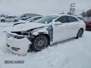 ✅ 2014 Lincoln MKZ Hybrid • VIN: 3LN6L2LU6ER800607 • Лот: 94232575. Опубликован ранее на Copart с пробегом 126 607 миль. Бесплатный доступ к архиву аукционных продаж из США и подробный отчёт об истории автомобиля на DreamBid. Изображение 1.