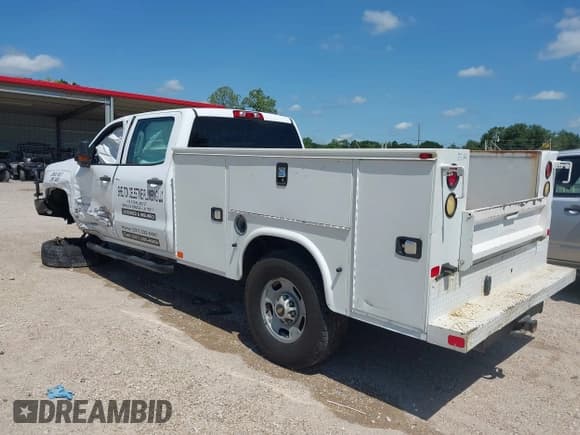 ✅ 2018 Chevrolet Silverado 2500HD Work Truck • VIN: 1GC1KUEG8JF211277 • Lot: 42113305. Listed on IAAI with 210,592 mi. Free auction sales archive from the USA and detailed vehicle history report at DreamBid. Image 3.