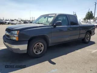 ✅ 2003 Chevrolet Silverado 1500 • VIN: 2GCEC19V031280965 • Лот: 71263154. Опубликован ранее на Copart с пробегом 194 880 миль. Бесплатный доступ к архиву аукционных продаж из США и подробный отчёт об истории автомобиля на DreamBid. Изображение 1.