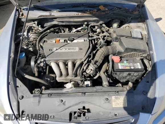 ✅ 2003 Honda Accord DX • VIN: JHMCM56163C076144 • Лот: 52236295. Опубликован ранее на Copart с пробегом 201 847 миль. Бесплатный доступ к архиву аукционных продаж из США и подробный отчёт об истории автомобиля на DreamBid. Изображение 11.