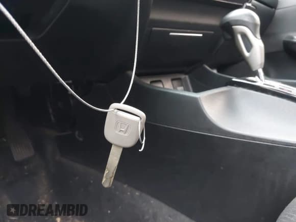 ✅ 2013 Honda Civic LX • VIN: 2HGFB2F59DH597364 • Lot: 43303119. Listed on IAAI with 205,849 mi. Free auction sales archive from the USA and detailed vehicle history report at DreamBid. Image 11.