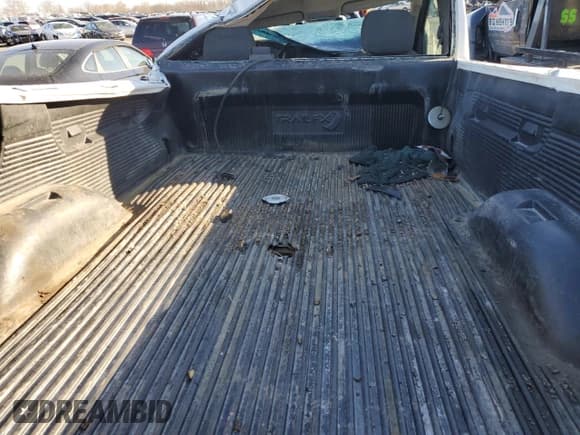 ✅ 2012 Chevrolet Silverado 2500HD Work Truck • VIN: 1GC0KVC85CZ146368 • Lot: 47128335. Wystawiony na Copart z przebiegiem 146 325 mil. Bezpłatny archiwum sprzedaży aukcyjnych z USA i szczegółowy raport historii pojazdu na DreamBid. Zdjęcie 10.