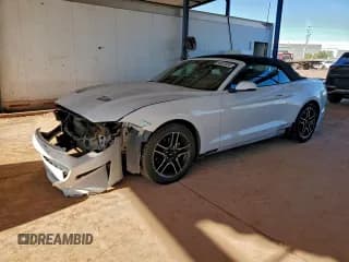 ✅ 2018 Ford Mustang EcoBoost Premium • VIN: 1FATP8UH0J5142737 • Lot: 94531835. Wystawiony na Copart z przebiegiem 70 657 mil. Bezpłatny archiwum sprzedaży aukcyjnych z USA i szczegółowy raport historii pojazdu na DreamBid. Zdjęcie 1.