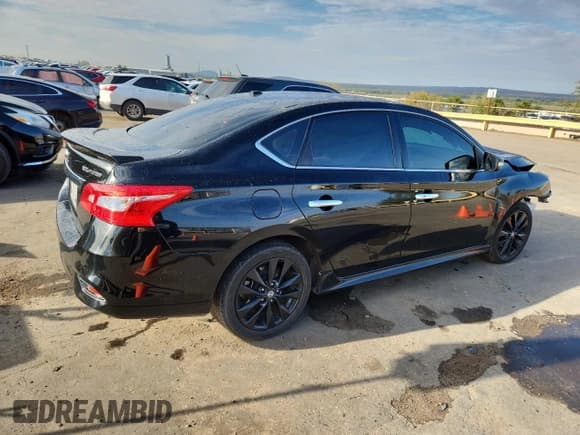 ✅ 2017 Nissan Sentra SR Turbo • VIN: 3N1CB7AP6HY360373 • Lot: 85599495. Wystawiony na Copart z przebiegiem 88 330 mil. Bezpłatny archiwum sprzedaży aukcyjnych z USA i szczegółowy raport historii pojazdu na DreamBid. Zdjęcie 3.