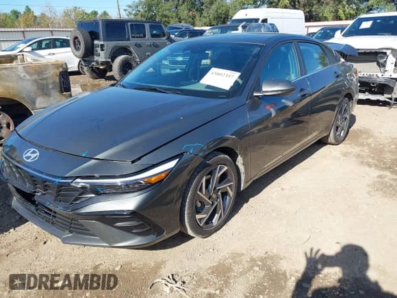 ✅ 2025 Hyundai Elantra SEL Convenience • VIN: KMHLS4DG2SU019985 • Лот: 43802357. Опубликован ранее на IAAI с пробегом 8 733 миль. Бесплатный доступ к архиву аукционных продаж из США и подробный отчёт об истории автомобиля на DreamBid. Изображение 20.