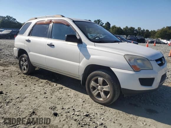 ✅ 2009 Kia Sportage LX • VIN: KNDJE724097565593 • Лот: 74355404. Опубликован ранее на Copart с пробегом 156 924 миль. Бесплатный доступ к архиву аукционных продаж из США и подробный отчёт об истории автомобиля на DreamBid. Изображение 4.