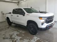 ✅ 2025 Chevrolet Silverado 1500 Custom Trail Boss • VIN: 3GCPKCEK6SG329319 • Лот: 90366465. Опубликован ранее на Copart с пробегом 4 983 миль. Бесплатный доступ к архиву аукционных продаж из США и подробный отчёт об истории автомобиля на DreamBid. Изображение 4.