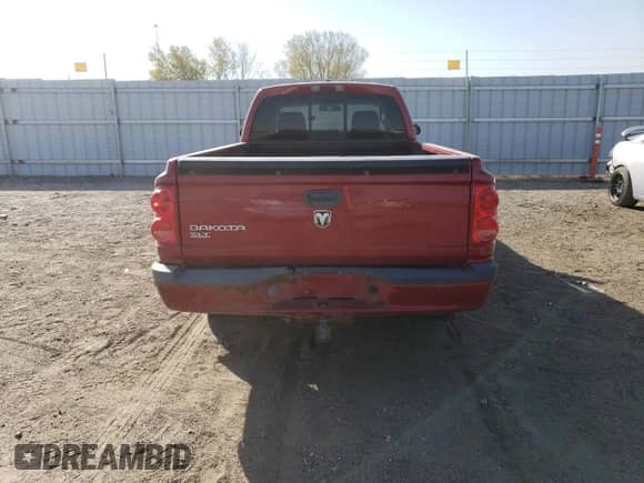 ✅ 2008 Dodge Dakota SLT • VIN: 1D7HE42KX8S559913 • Lot: 76371054. Listed on Copart with 155,239 mi miles. Access the free auction sales archive from the USA and view a detailed vehicle history report at DreamBid. Image 6.