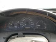 ✅ 2004 Chevrolet Cavalier • VIN: 1G1JC52F647252769 • Lot: 68547515. Wystawiony na Copart z przebiegiem 204 808 mil. Bezpłatny archiwum sprzedaży aukcyjnych z USA i szczegółowy raport historii pojazdu na DreamBid. Zdjęcie 9.