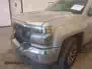 2018 Chevrolet Silverado 1500 LT z VIN 1GCVKREC6JZ298381, wystawiony jako IAAI lot #43383942 z przebiegiem 101 454 mil mil oraz . Historia ofert i sprzedaży dostępna na DreamBid. Obrazek 6.