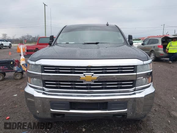 ✅ 2015 Chevrolet Silverado 2500HD LT • VIN: 1GC1KVEG0FF504748 • Лот: 43771972. Опубликован ранее на IAAI с пробегом Не указан. Бесплатный доступ к архиву аукционных продаж из США и подробный отчёт об истории автомобиля на DreamBid. Изображение 6.