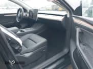 ✅ 2025 Tesla Model Y Long Range • VIN: 7SAYGDED3SF236893 • Лот: 43698211. Опубликован ранее на IAAI с пробегом 2 586 миль. Бесплатный доступ к архиву аукционных продаж из США и подробный отчёт об истории автомобиля на DreamBid. Изображение 5.