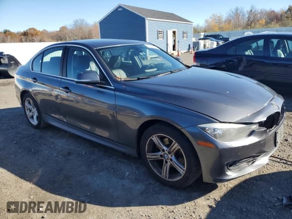 ✅ 2015 BMW 3 Series 328i xDrive • VIN: WBA3B5G57FNS12604 • Лот: 91360235. Опубликован ранее на Copart с пробегом 190 592 миль. Бесплатный доступ к архиву аукционных продаж из США и подробный отчёт об истории автомобиля на DreamBid. Изображение 4.