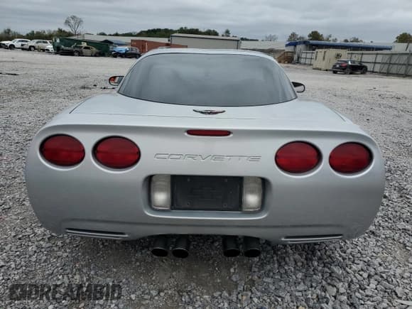 ✅ 2000 Chevrolet Corvette • VIN: 1G1YY22G2Y5111724 • Lot: 89608555. Listed on Copart with 135,929 mi. Free auction sales archive from the USA and detailed vehicle history report at DreamBid. Image 6.