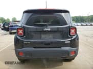 ✅ 2018 Jeep Renegade Latitude • VIN: ZACCJBBB3JPG85742 • Lot: 63432435. Wystawiony na Copart z przebiegiem 141 561 mil. Bezpłatny archiwum sprzedaży aukcyjnych z USA i szczegółowy raport historii pojazdu na DreamBid. Zdjęcie 6.