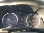 ✅ 2018 Toyota Highlander XLE • VIN: 5TDJZRFH4JS552157 • Lot: 82530035. Listed on Copart with 49,153 mi. Free auction sales archive from the USA and detailed vehicle history report at DreamBid. Image 9.